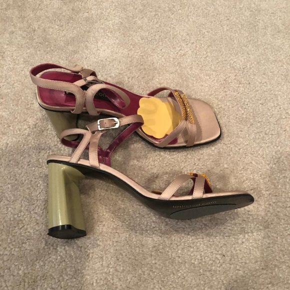 Unlisted - Women's Sandals - Springsteen - Gold - Size 9M - with box - 9 - Picture 3 of 6